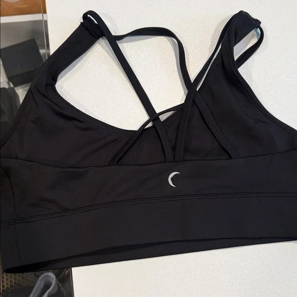 Zyia Black Strappy Sports Bra - Picture 2 of 5